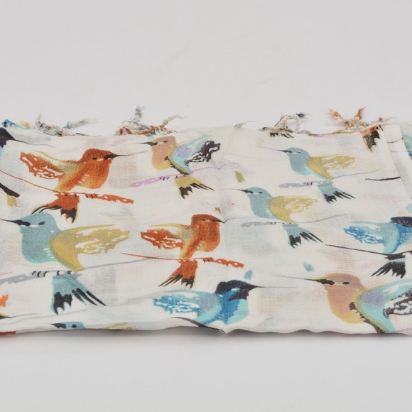 Art Studio Fringed Scarf: Hummingbird Design - Picture 4 of 5